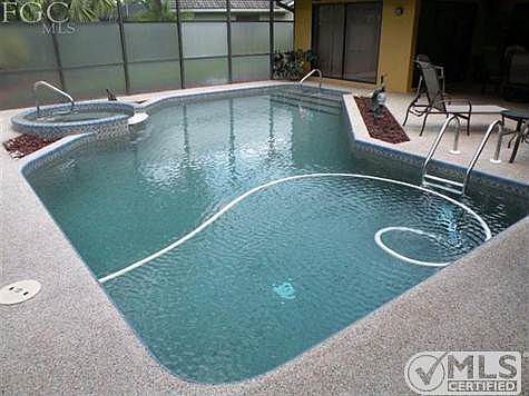4th image of 12441 Woodtimber Ln