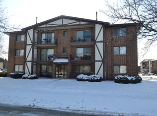 7131 166th St APT 103, Tinley Park, IL 60477