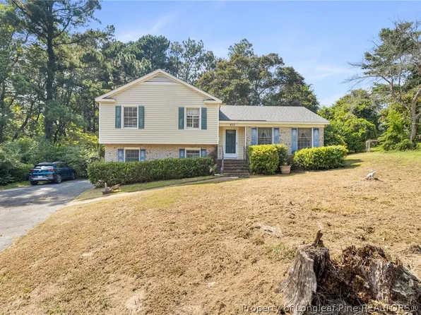 453 Bay Shore Dr, Fayetteville, NC 28311