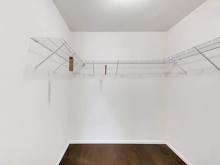 571 S Mobile Pl — Photo 17