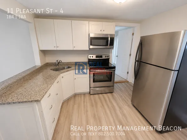 11 Pleasant St #4, Sunapee, NH 03782