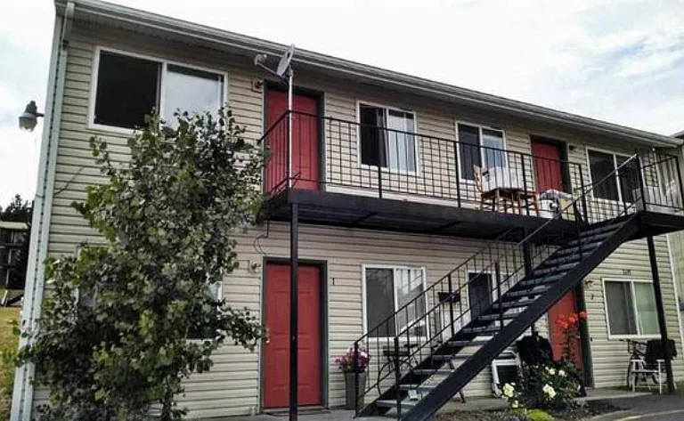 1605 S Levick St — Photo 1