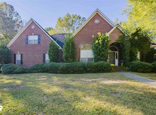 27271 Creekwood Dr, Daphne, AL 36526