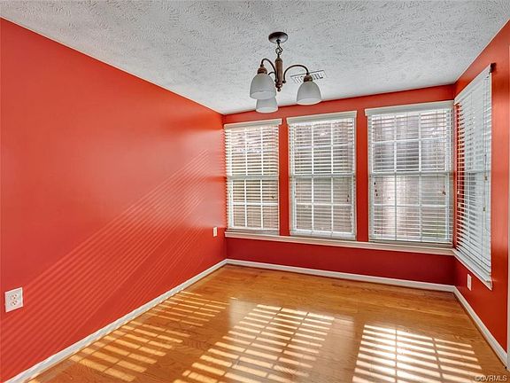 5th image of 10216 Wolfe Manor Ct Unit 202