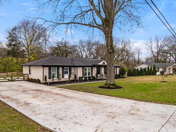 1013 Chapel Ct, Franklin, TN 37069