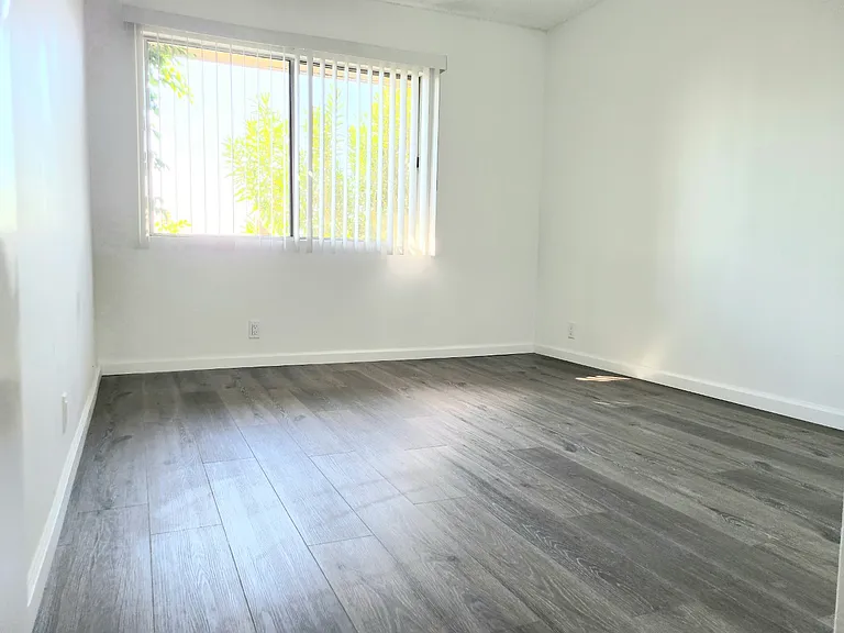 Annandale Terrace Apartments — Photo 15