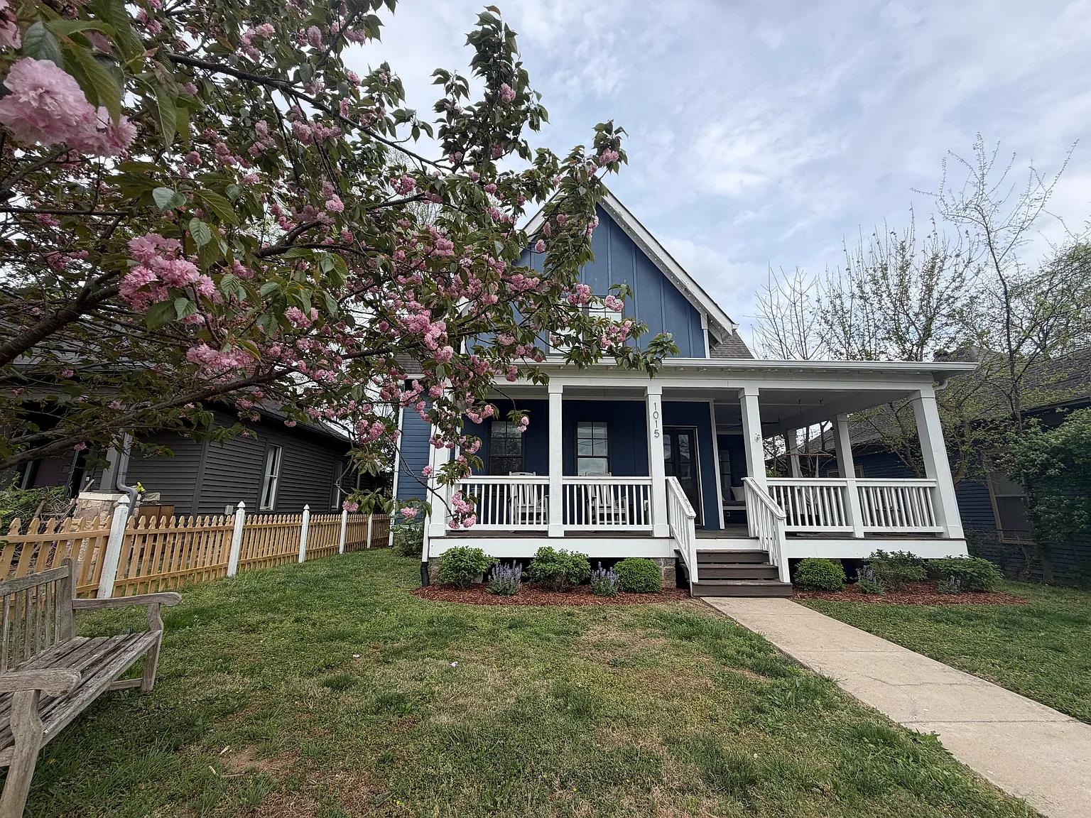 4 bed, 2168 sqft, $4,700 — Photo 1