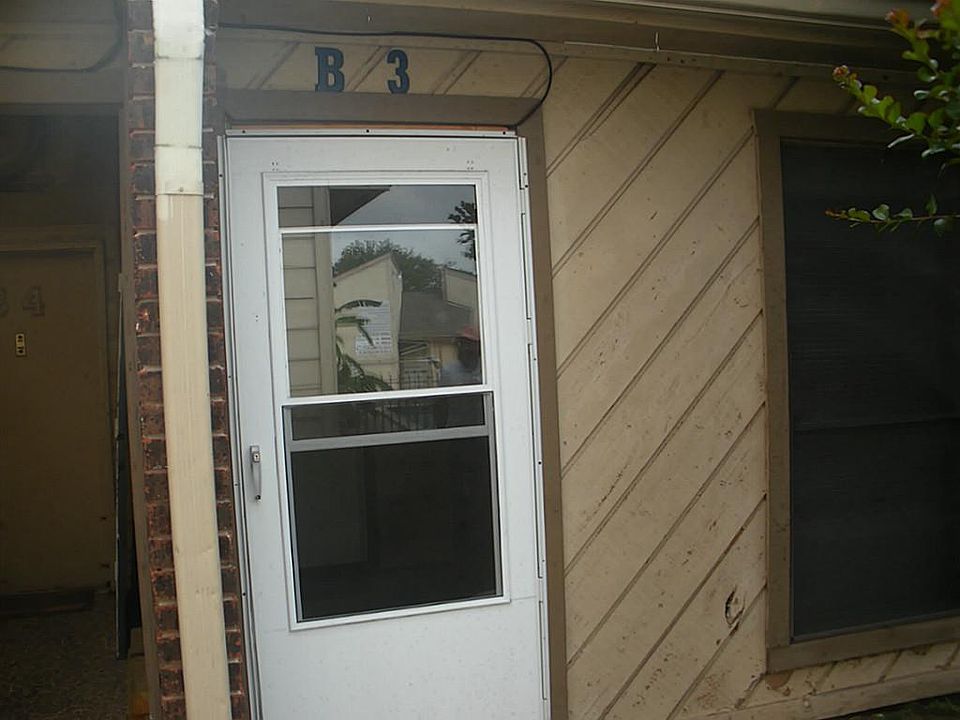 1st image of 1014 Graham Dr