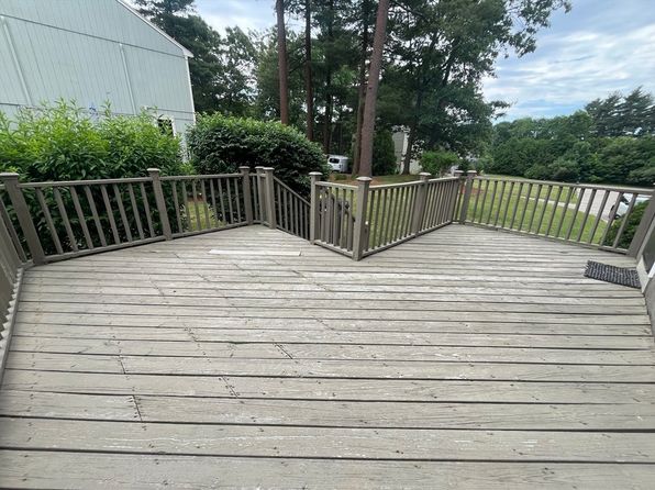 272 W Central St #272, Franklin, MA 02038