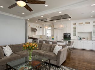 3007 19th St S, Arlington, VA 22204