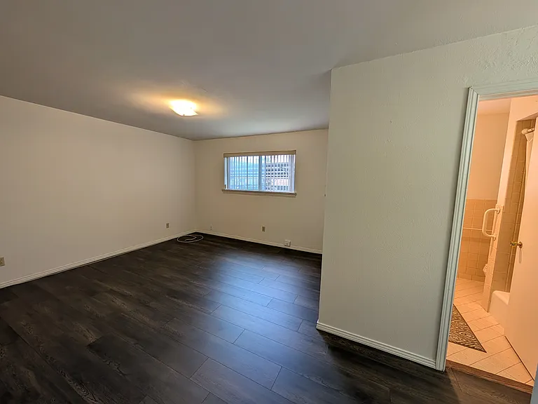 4715 Skillman St #A — Photo 15