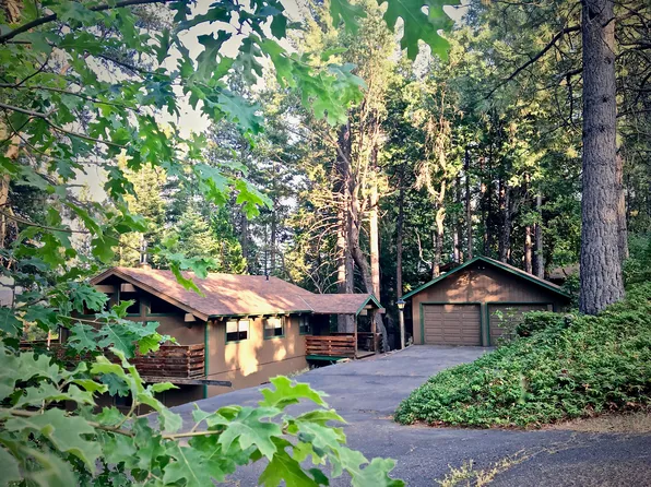 2594 Navajo Dr, Arnold, CA 95223
