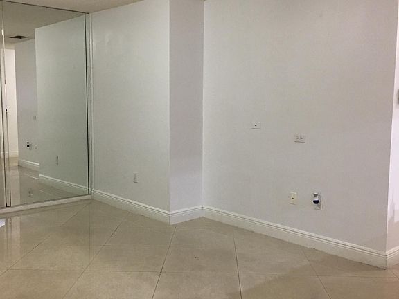 3rd image of 15659 SW 73 Circle Ter #5-8