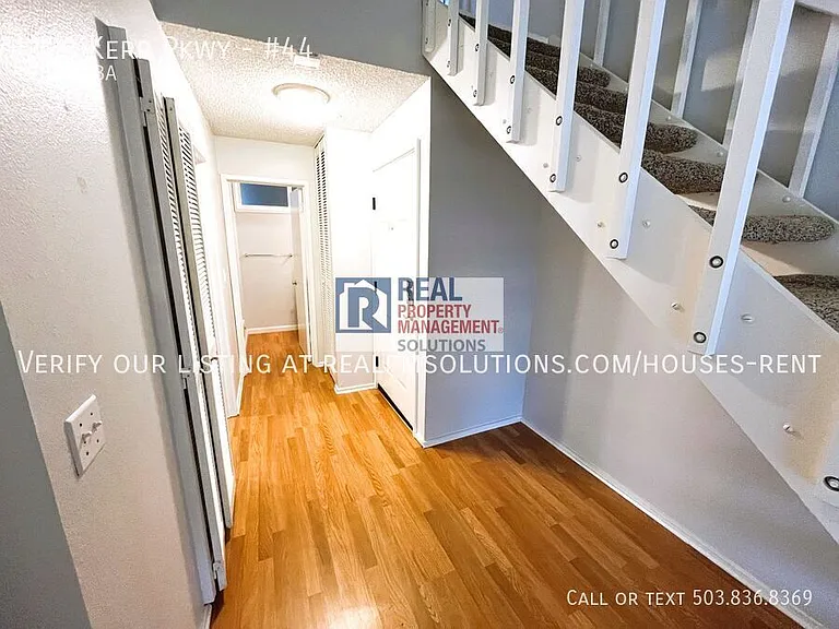 100 Kerr Pkwy #44 — Photo 3