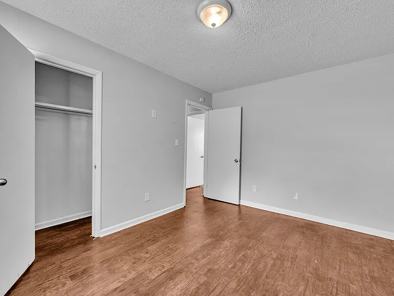 712 47th St N #35212 — Photo 10
