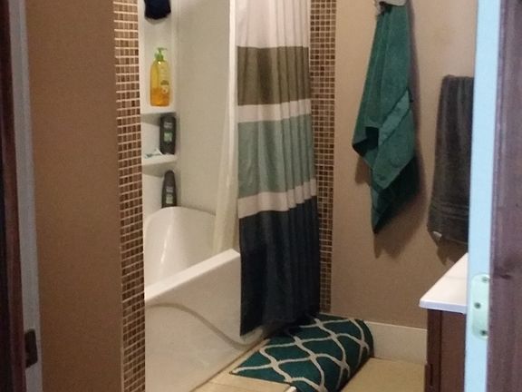 Upstairs master bath