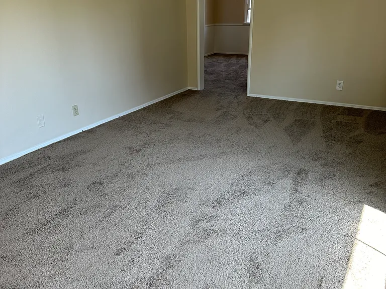 1225 Harvard St #8 — Photo 22