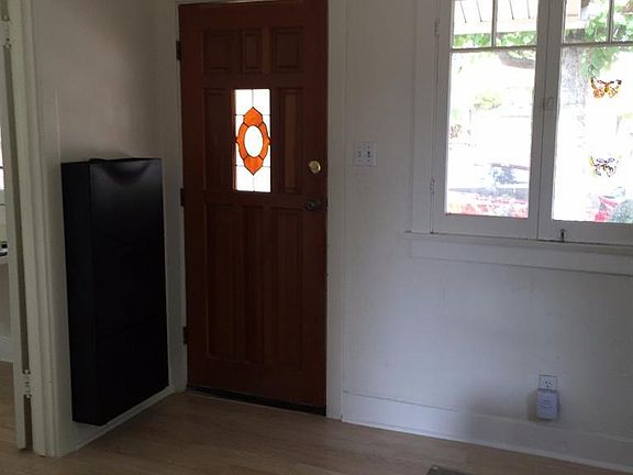 4th image of 124 S Quigley Ave