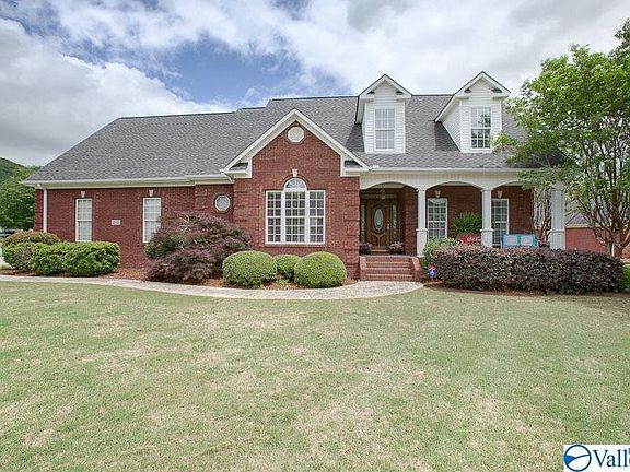 5th image of 3000 Tenker Creek Ln SE