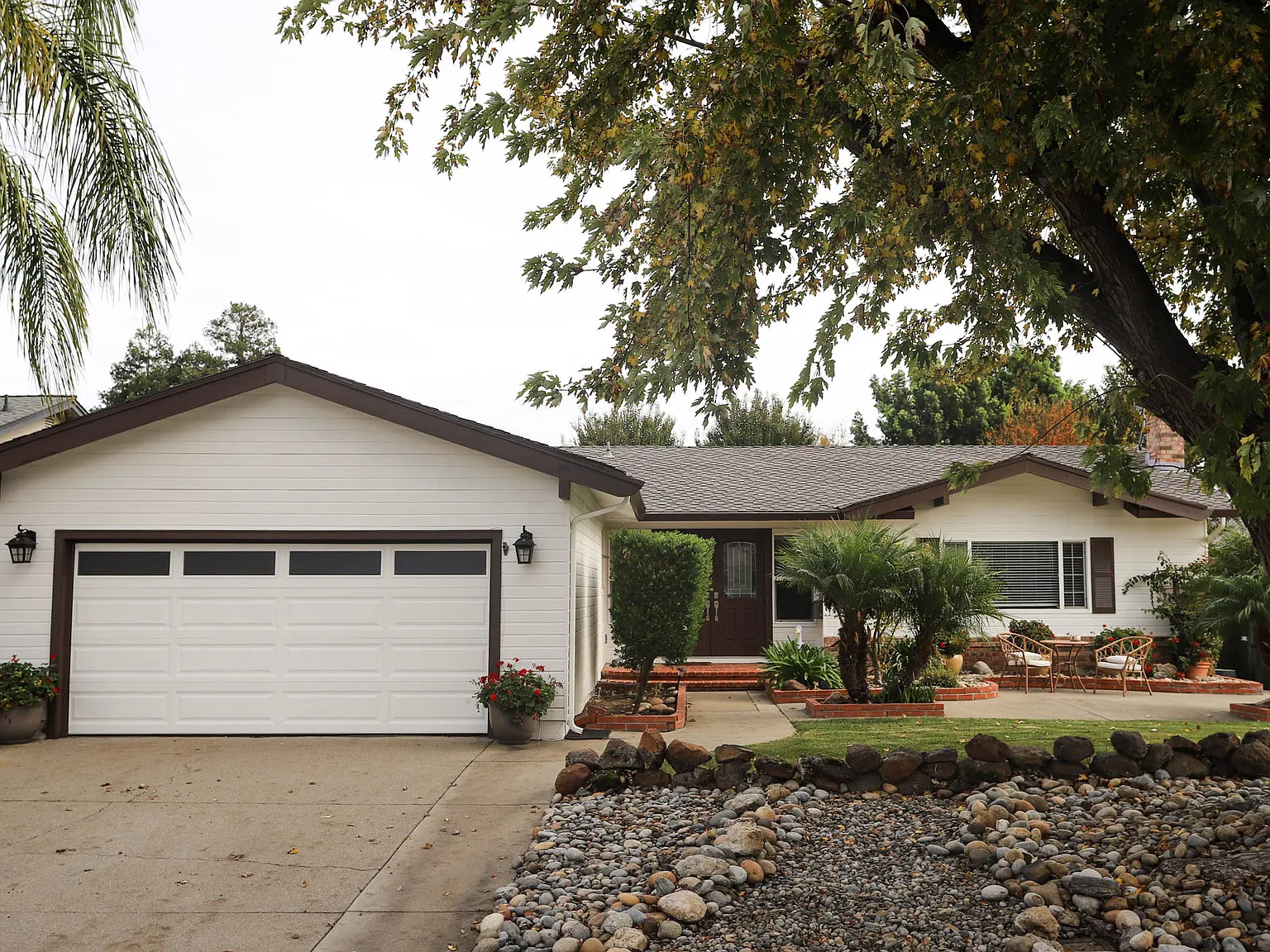 3 bed, 1632 sqft, $4,500 — Photo 1