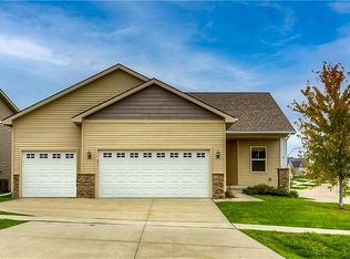 1427 12th St SE, Altoona, IA 50009
