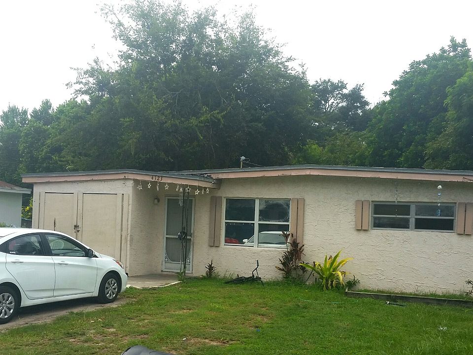 2nd image of 10116 Hyacinth Ave