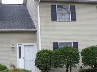 257 5th Ave NE, Hickory, NC 28601