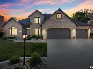 33 Diamond Point, Morton, IL 61550