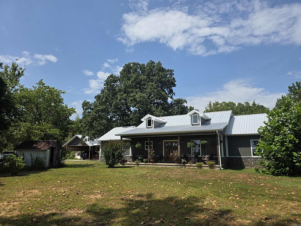 1st image of 122 Beckett Mountain Rd