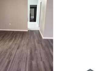 1327 W 111th St, Chicago, IL 60643
