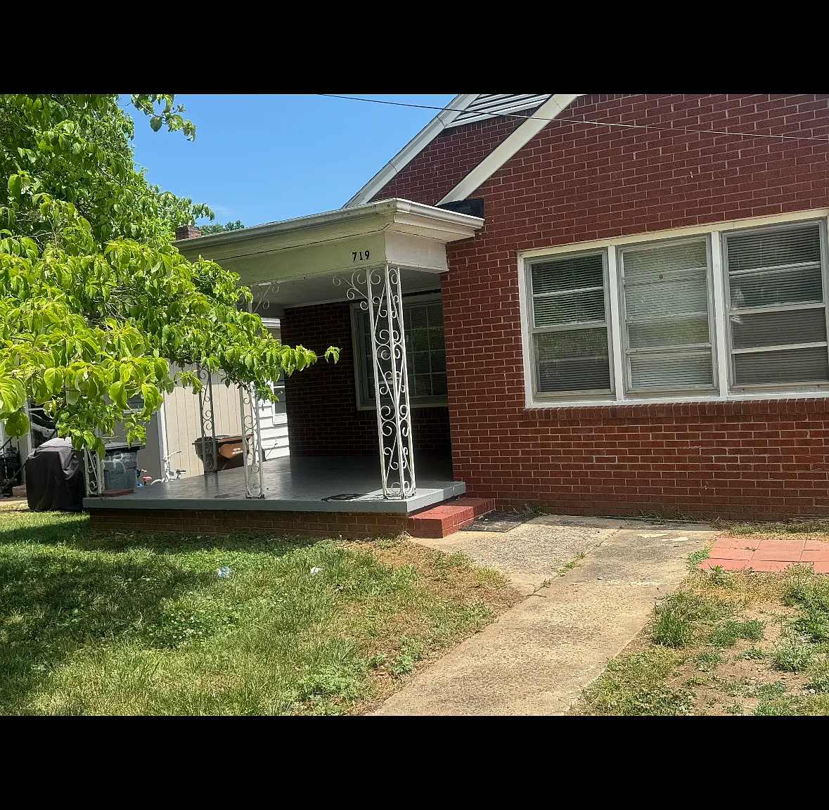 719 S Cedar St — Photo 1