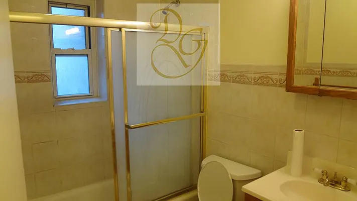 Rented by Dorsa Group | media 12