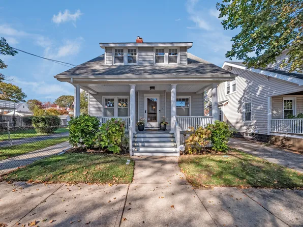 34 Beecher Place, New Haven, CT 06512