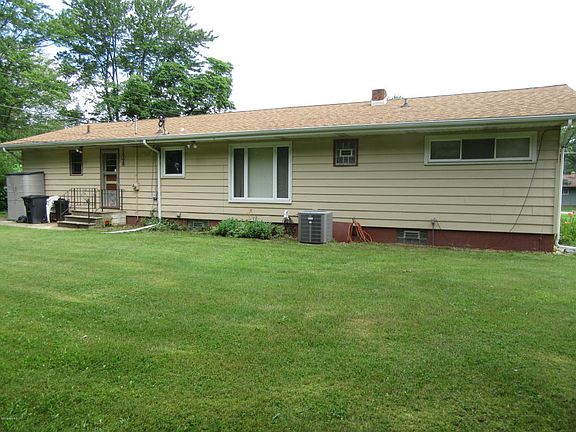 3rd image of 6726 Buena Vista Dr