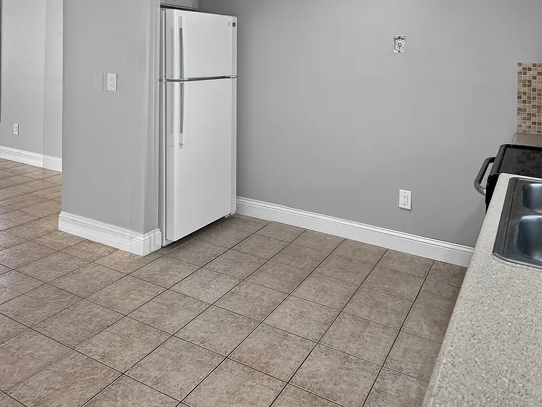 348 Tarpon Ave #6 — Photo 11