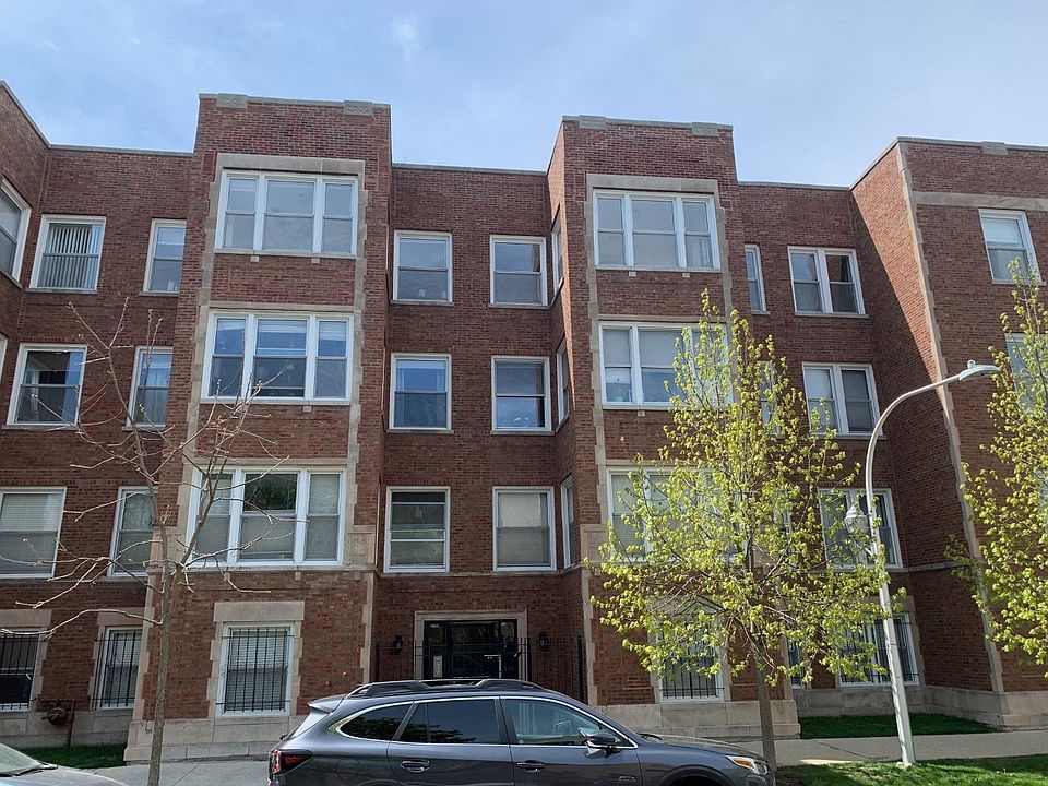 1st image of 6750 N Greenview Ave APT 3