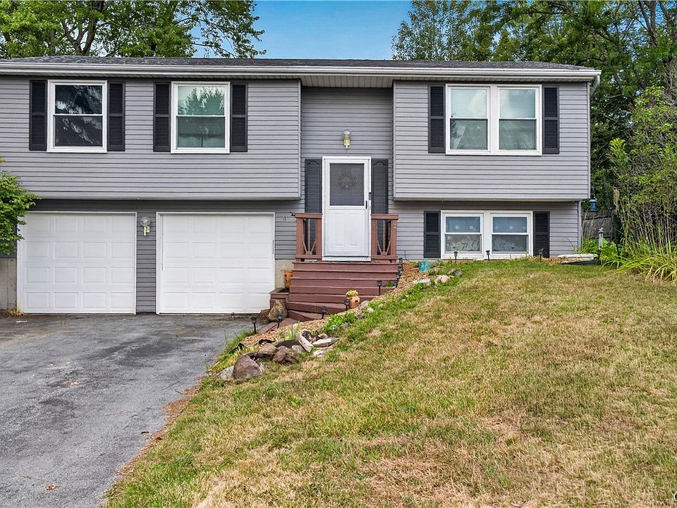 1st image of 8191 Mantova Dr