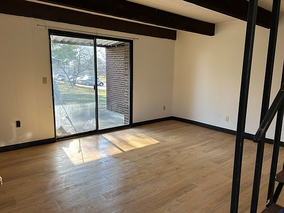 5th image of 189G Briarwood Dr #189