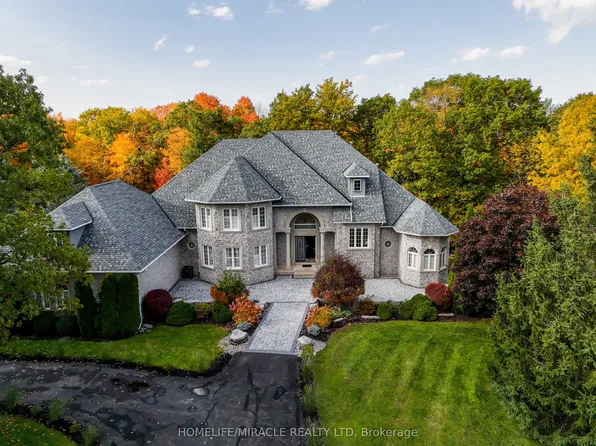 12 Deer Run, Uxbridge, ON L9P 1R4