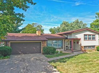 400 College Ave, Ottawa, IL 61350