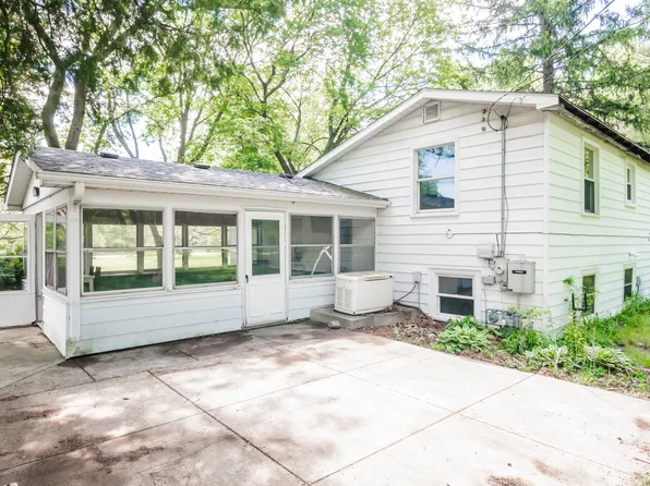 5627 W Laurel Ln, Monee, IL 60449