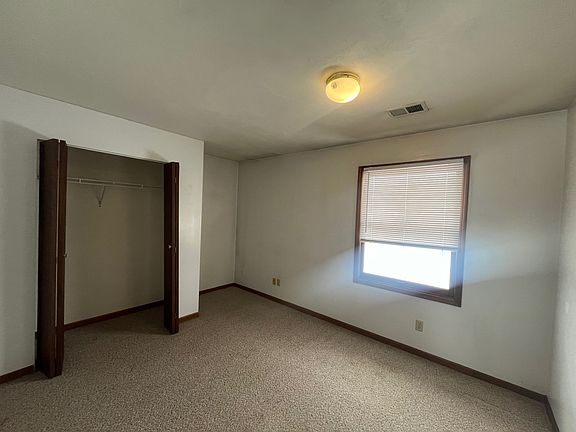 4th image of 41 E 48th St APT 4