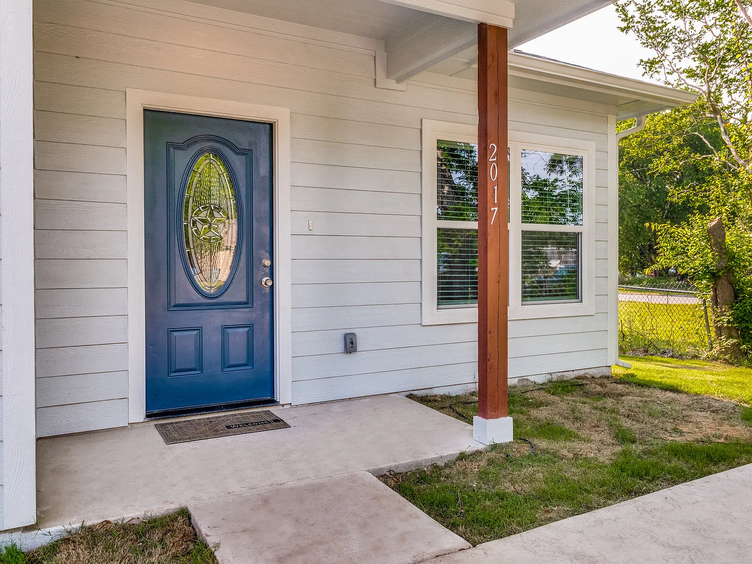 3 bed, 1263 sqft, $1,595 — Photo 2