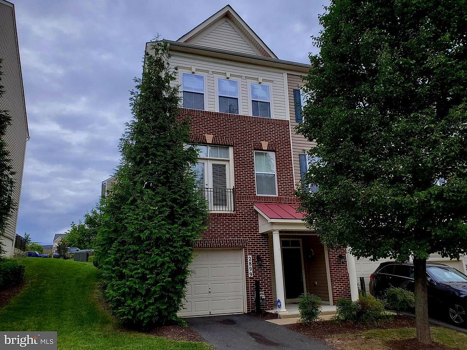 1st image of 2899 Chinkapin Oak Ln #241