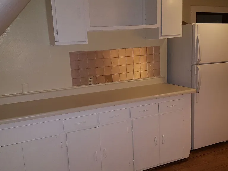 122 Leland Ave #3 — Photo 3
