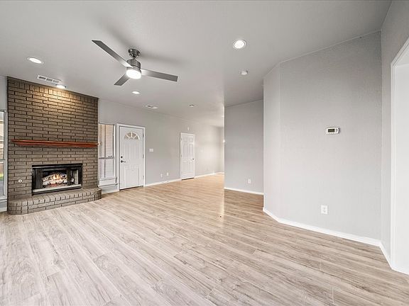 5th image of 344 Raintree Dr