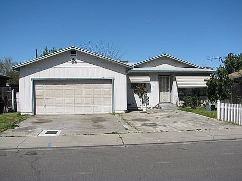 1st image of 4817 Corona Way