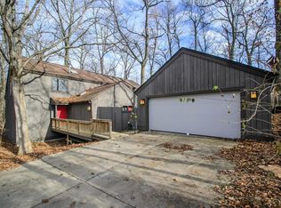 3995 Waldenwood Dr, Ann Arbor, MI