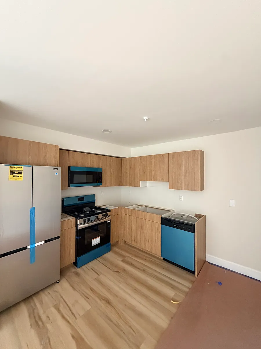 Building Photo - 44 Warner St #B3
