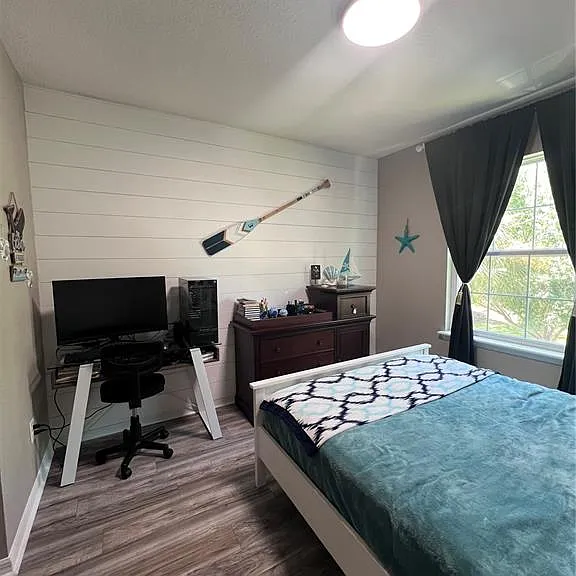 10426 Yellow Spice Ct — Photo 17
